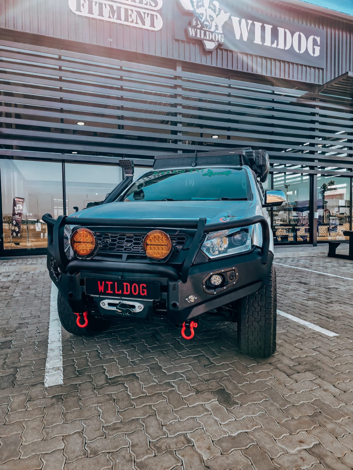 front-replacement-bumper-hunter-kb6facelift-black-with-nudge